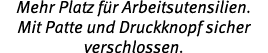 Mehr Platz f r Arbeitsutensilien. Mit Patte und Druckknopf sicher verschlossen.